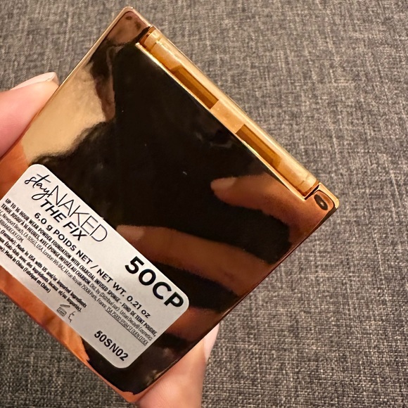 50CP Urban Decay - Stay Naked The Fix powder foundation - Picture 4 of 5